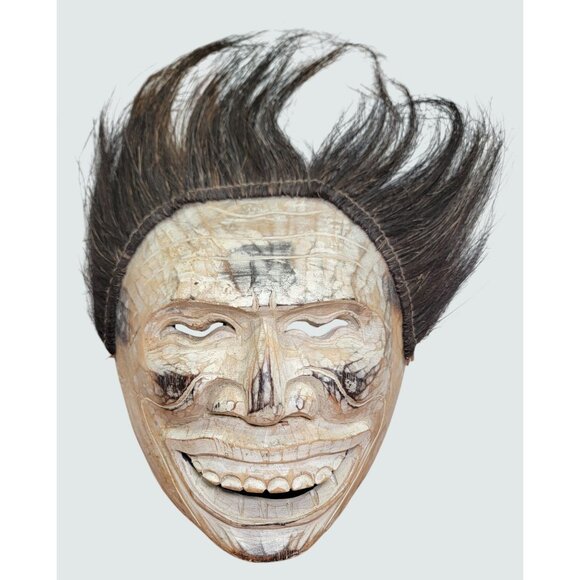Bali Wood Mask Handmade Carving With Crazy Hair & Big Grin Wall Hanging - Picture 2 of 16